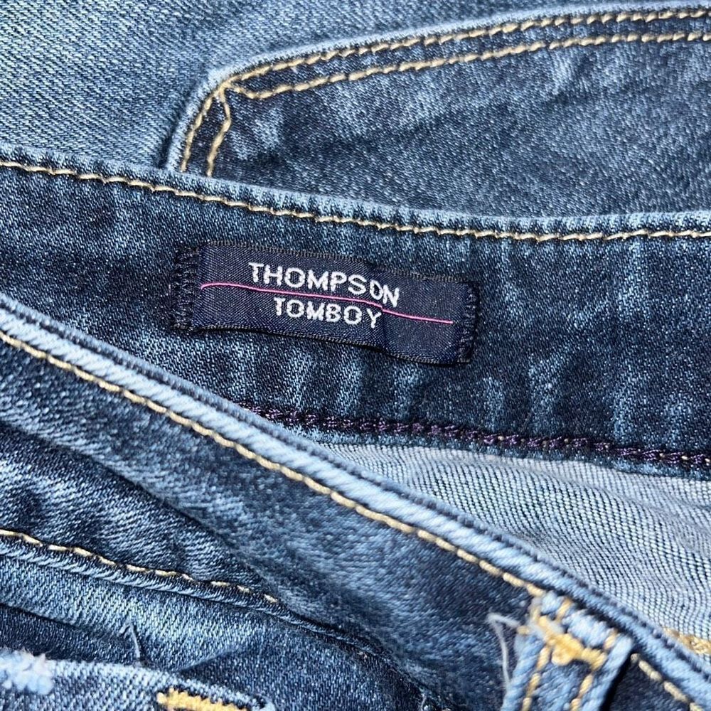 ✨Vigoss Thompson Tomboy Classic Fit Mid-Rise Distressed Jeans✨ - Picture 4 of 6
